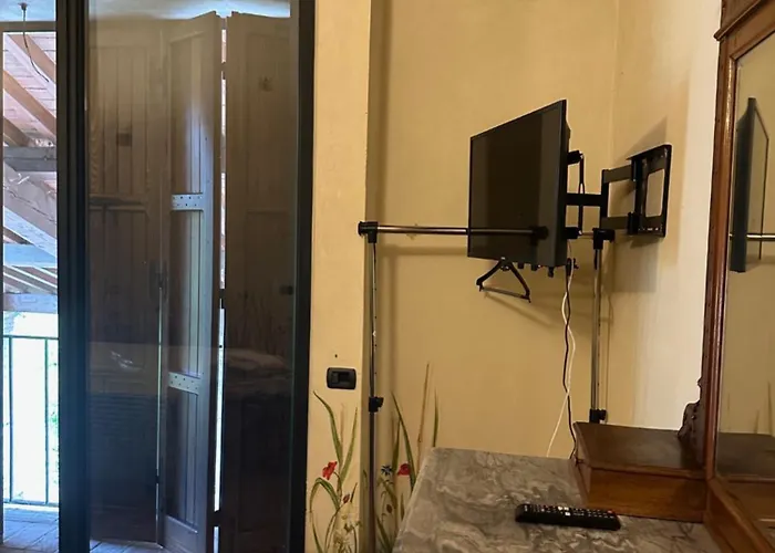 Niviano Castello 3* Larzano